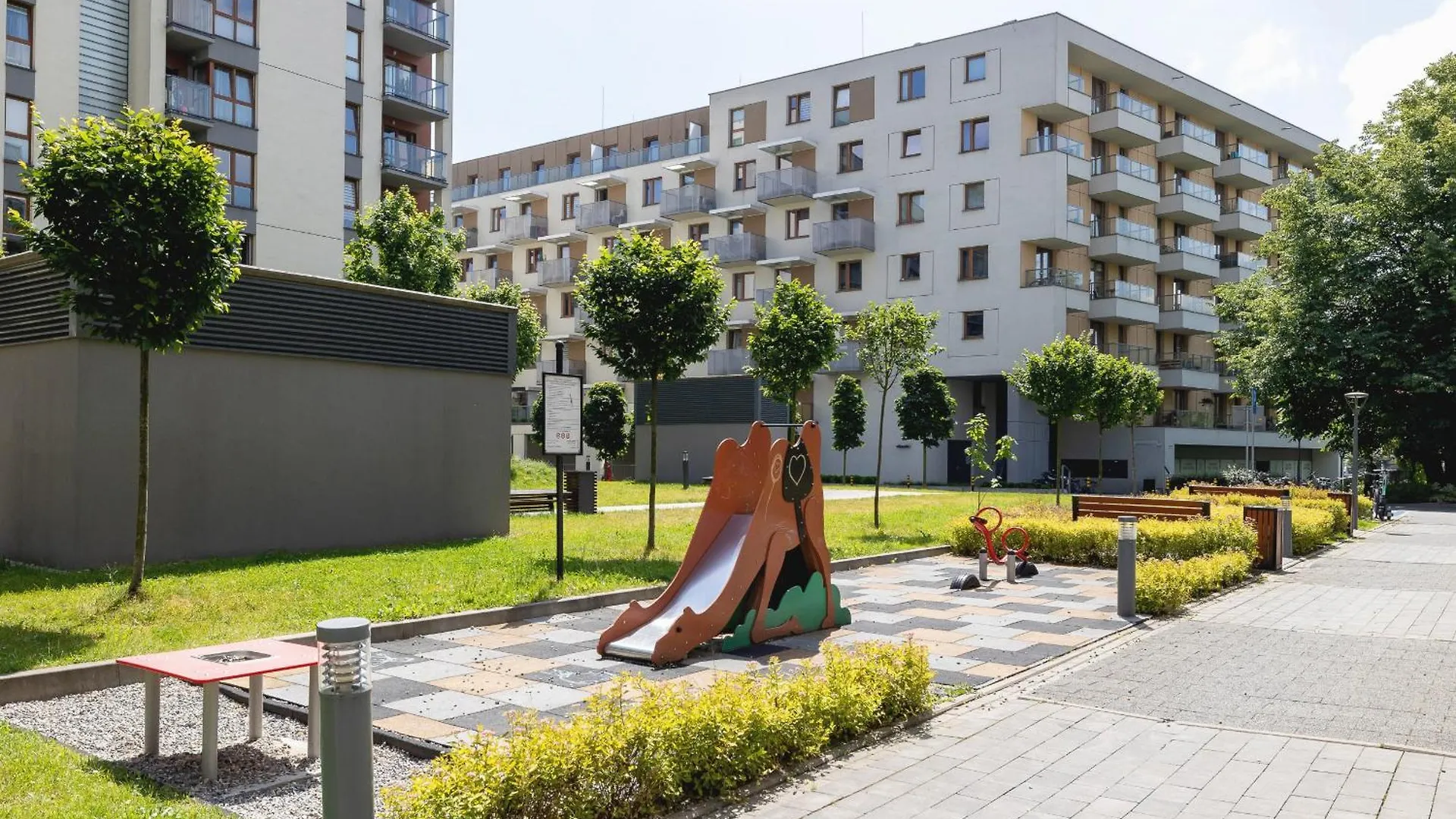 Apartment Przytulny Apartament Na Wroclawskiej Z Parkingiem W Krakowie By Noclegi Renters