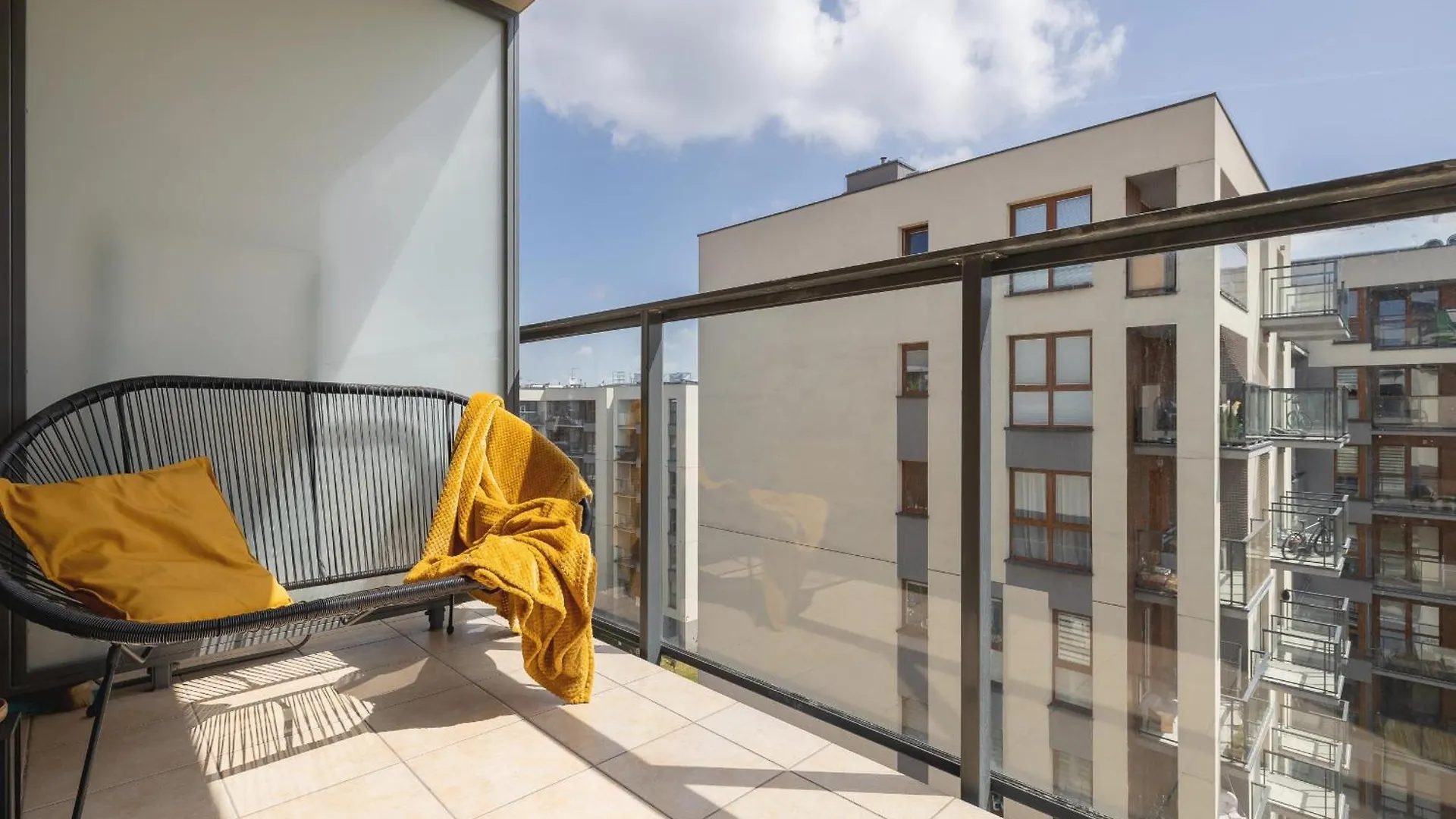 Apartmán Przytulny Apartament Na Wroclawskiej Z Parkingiem W Krakowie By Noclegi Renters