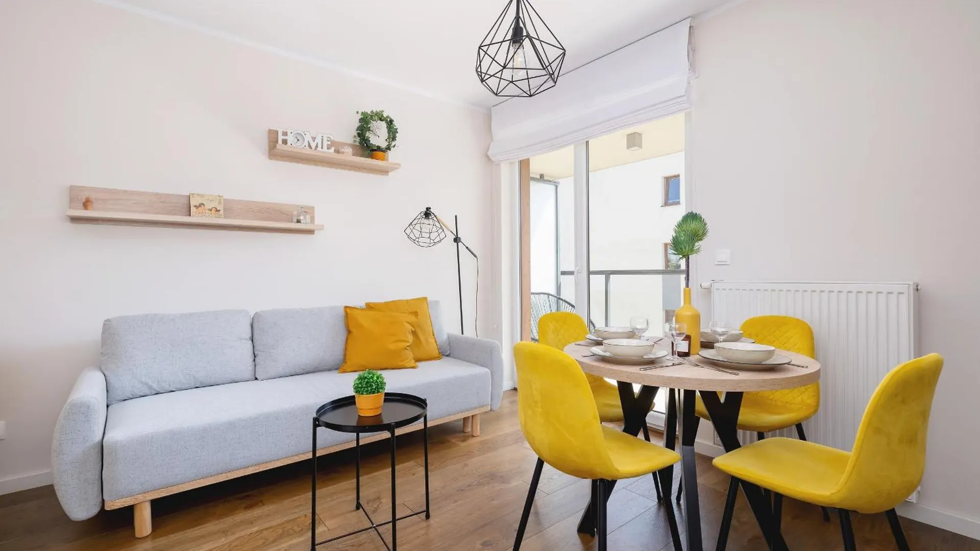 Przytulny Apartament Na Wroclawskiej Z Parkingiem W Krakowie By Noclegi Renters